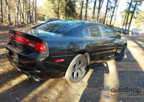 2011 Dodge Charger Police z USA, uszkodzony, nr VIN 2B3CL1CT0BH600226